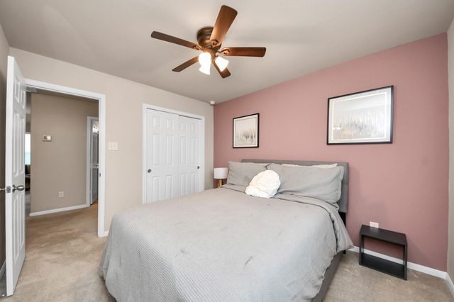 8402 Northern Pintail Drive, Houston, TX 77049