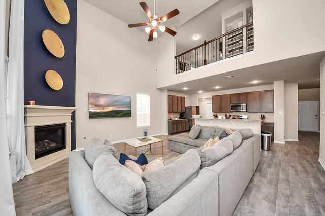 8402 Northern Pintail Drive, Houston, TX 77049