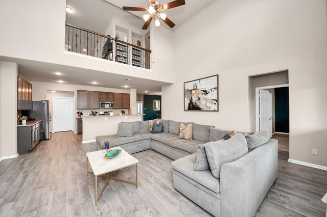 8402 Northern Pintail Drive, Houston, TX 77049