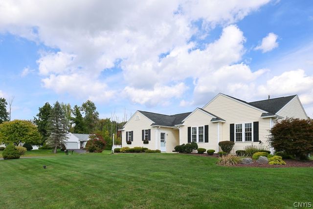 7944 Rose Court Drive, Cicero, NY 13039