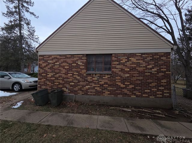 329 Anniston Drive, Dayton, OH 45415