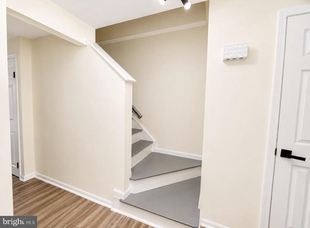 20 JAMES CUBBERLY CT, Hamilton, NJ 08610