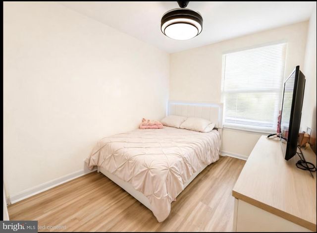 20 JAMES CUBBERLY CT, Hamilton, NJ 08610