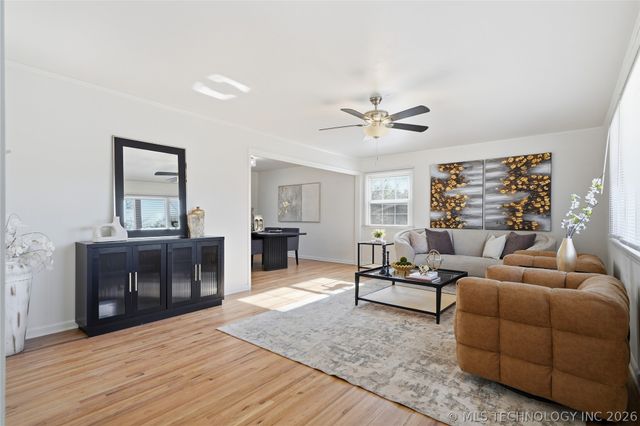 3743 S Braden Place, Tulsa, OK 74135