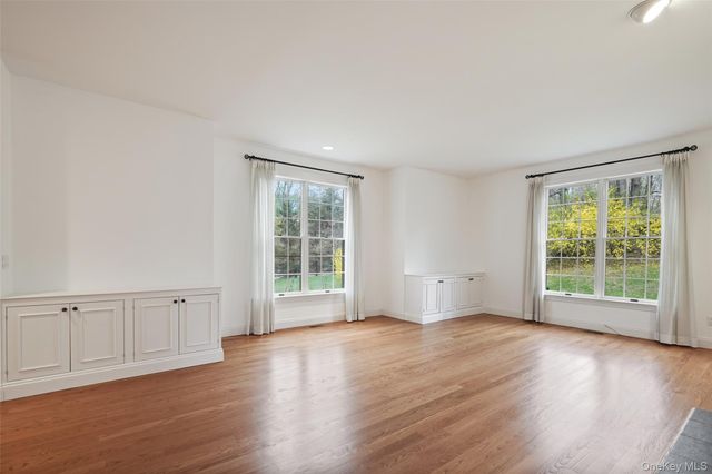 26 Major Tallmadge Lane, Pound Ridge, NY 10576