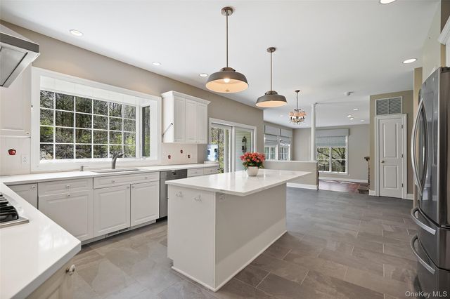 26 Major Tallmadge Lane, Pound Ridge, NY 10576