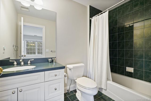26 Major Tallmadge Lane, Pound Ridge, NY 10576