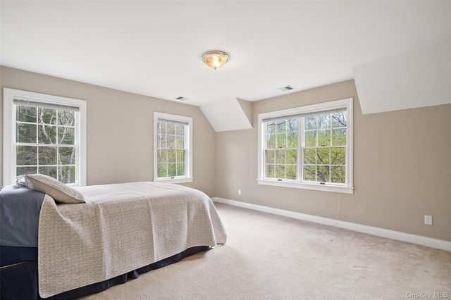 26 Major Tallmadge Lane, Pound Ridge, NY 10576