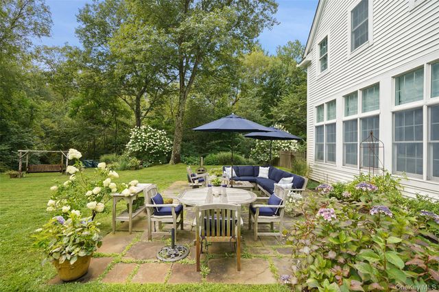 26 Major Tallmadge Lane, Pound Ridge, NY 10576