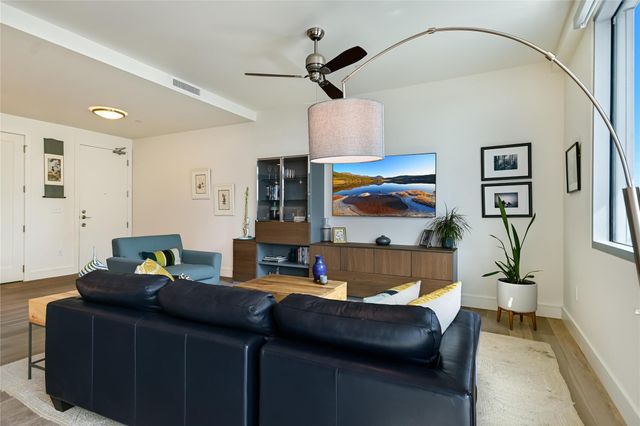 222 West Ave 1613, Austin, TX 78701