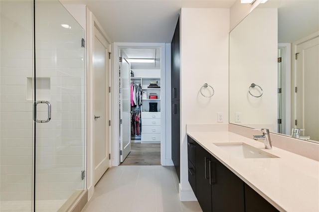 222 West Ave 1613, Austin, TX 78701