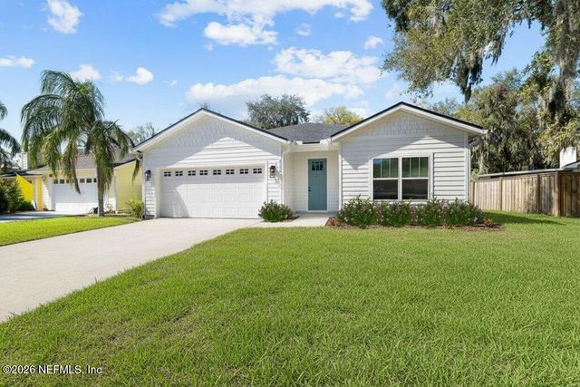 8863 HIPPS Road, Jacksonville, FL 32222