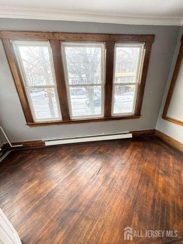 174 Munn Avenue, Irvington, NJ 07111