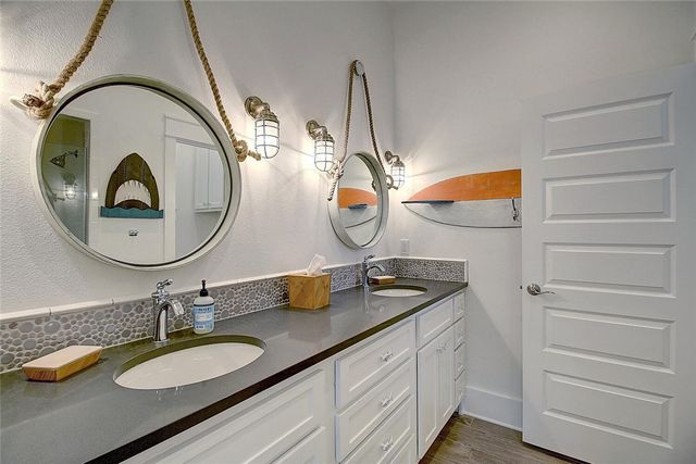 117 Center Lane, Port Aransas, TX 78373