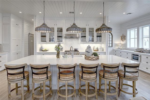 117 Center Lane, Port Aransas, TX 78373