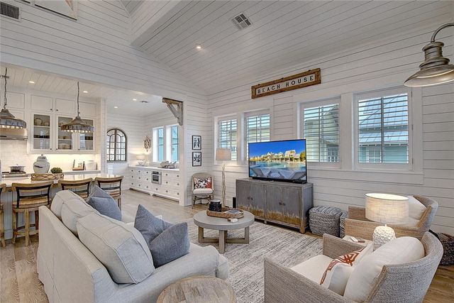 117 Center Lane, Port Aransas, TX 78373