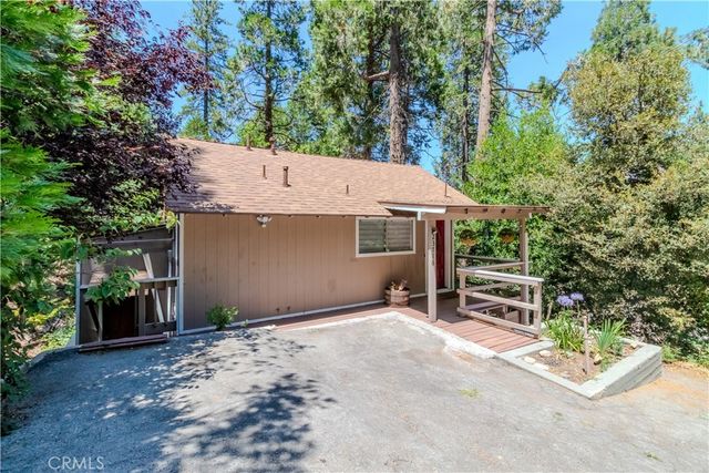 23716 Shady, Crestline, CA 92325