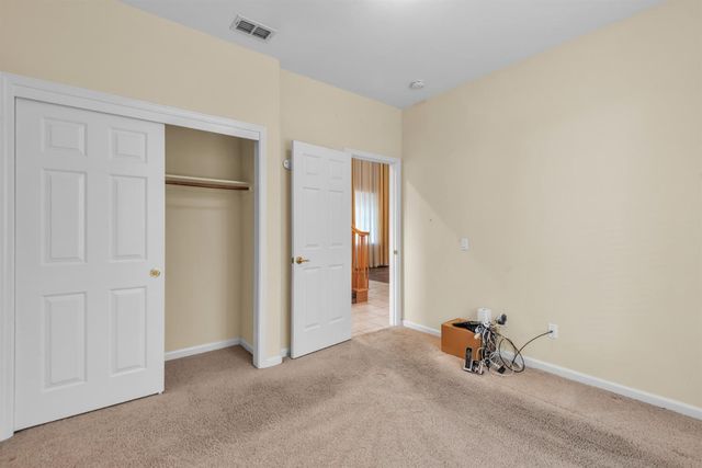 10085 Castle Oaks Ct, Sacramento, CA 95829