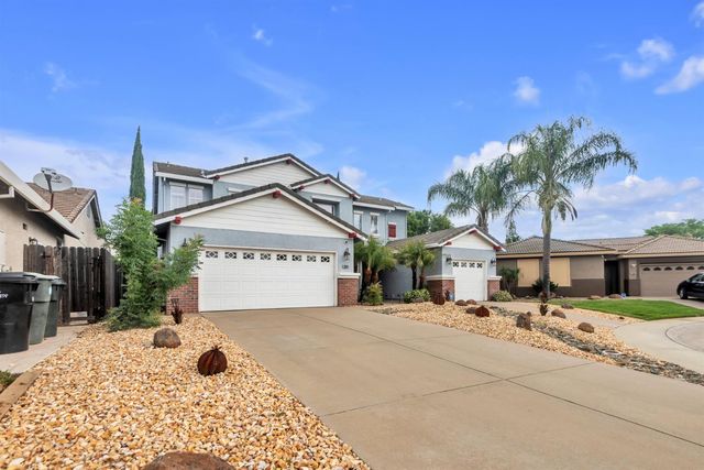 10085 Castle Oaks Ct, Sacramento, CA 95829