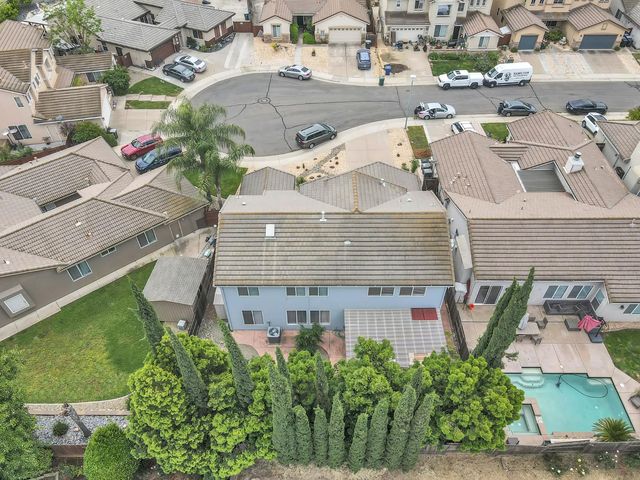 10085 Castle Oaks Ct, Sacramento, CA 95829