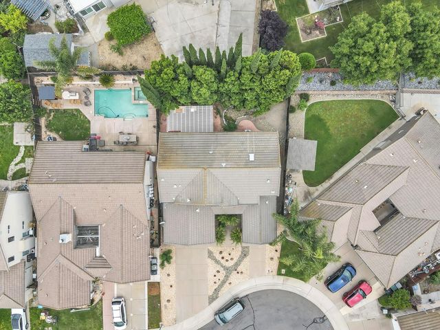 10085 Castle Oaks Ct, Sacramento, CA 95829