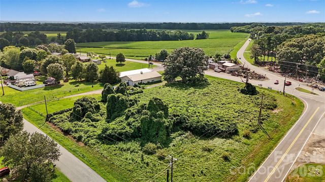 000 HWY 64 Highway, Mocksville, NC 27028