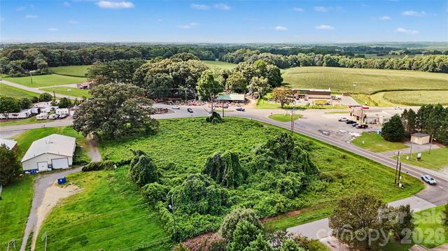 000 HWY 64 Highway, Mocksville, NC 27028