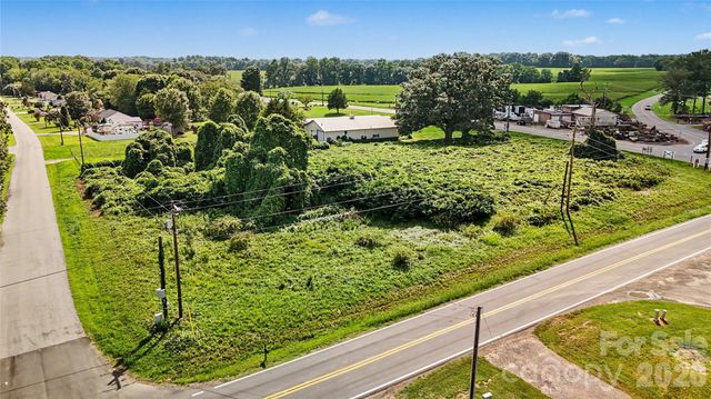 000 HWY 64 Highway, Mocksville, NC 27028