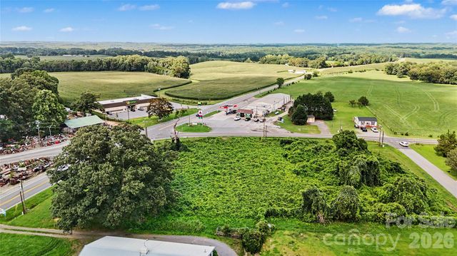 000 HWY 64 Highway, Mocksville, NC 27028