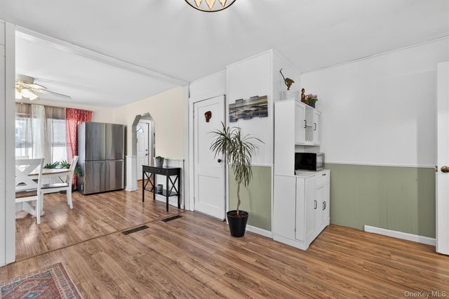 506 Plattekill Ardonia Road, Wallkill, NY 12589