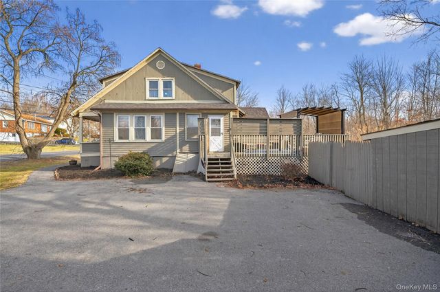 506 Plattekill Ardonia Road, Wallkill, NY 12589