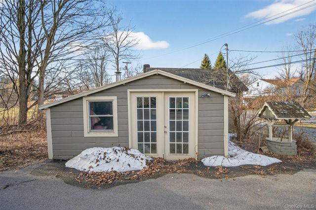 506 Plattekill Ardonia Road, Wallkill, NY 12589