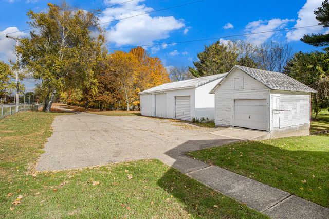 13185 Banfield Road, Johnstown Twp, MI 49017