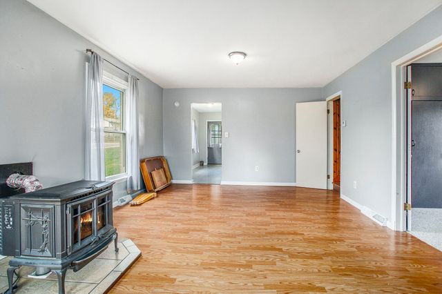 13185 Banfield Road, Johnstown Twp, MI 49017