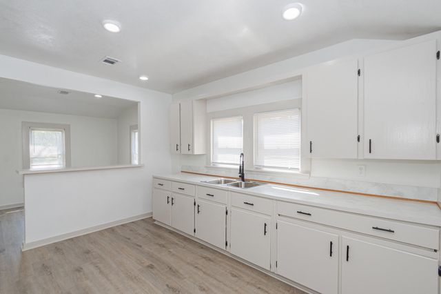 108 Lostracco Street, Angleton, TX 77515