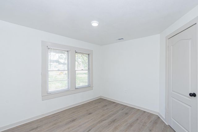 108 Lostracco Street, Angleton, TX 77515