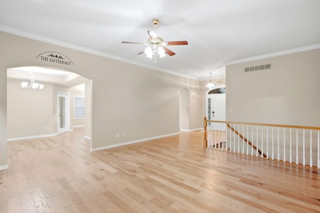 3708 CHINKAPIN CT, Columbia, MO 65203