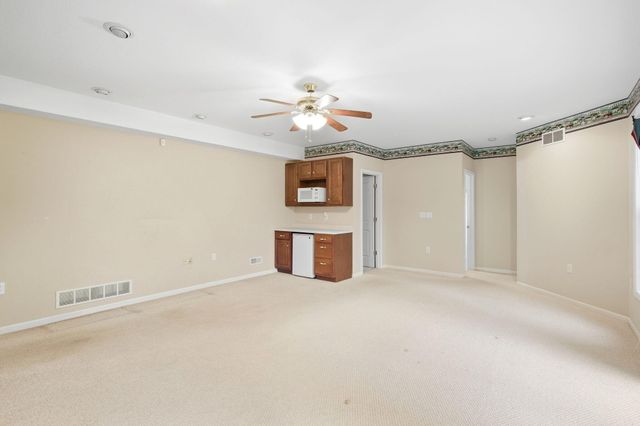 3708 CHINKAPIN CT, Columbia, MO 65203