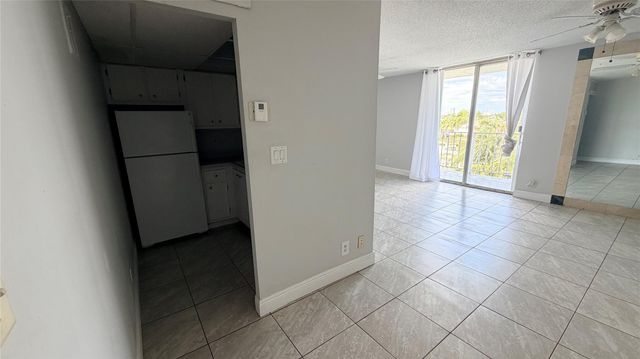 1731 SE 15th Street 503, Fort Lauderdale, FL 33316