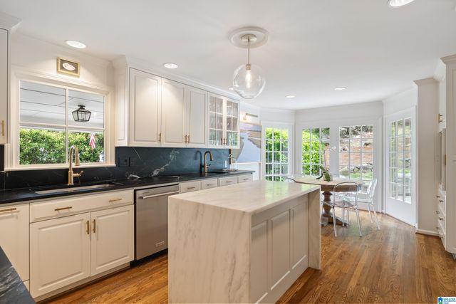 3549 BROOKWOOD ROAD, Mountain Brook, AL 35223