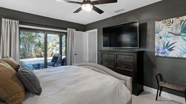 21 SE 14th Street, Pompano Beach, FL 33060