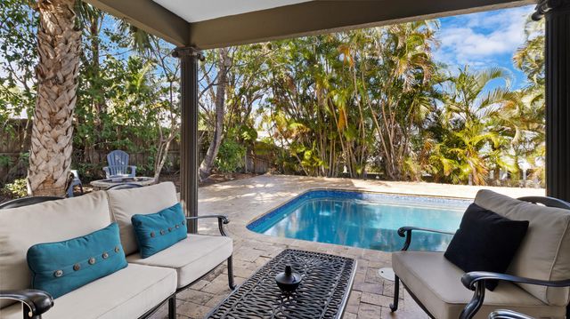 21 SE 14th Street, Pompano Beach, FL 33060