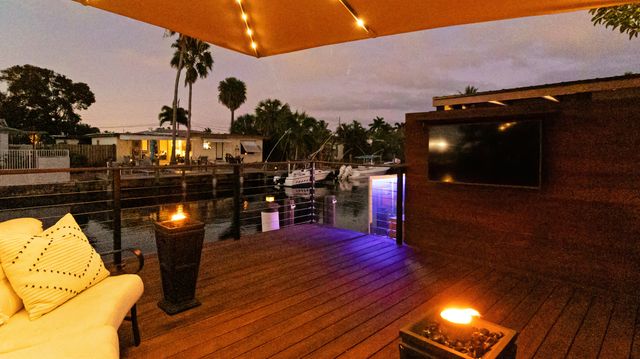 21 SE 14th Street, Pompano Beach, FL 33060