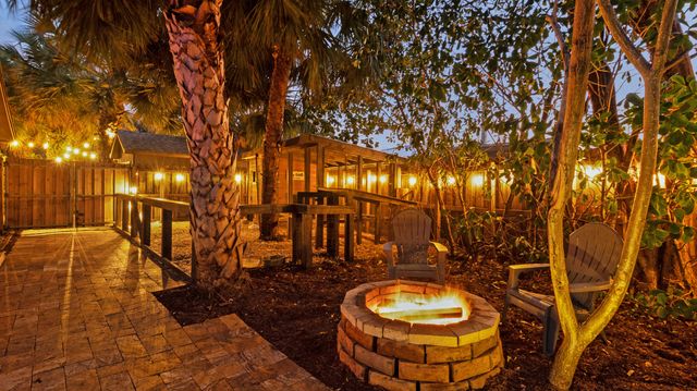 21 SE 14th Street, Pompano Beach, FL 33060