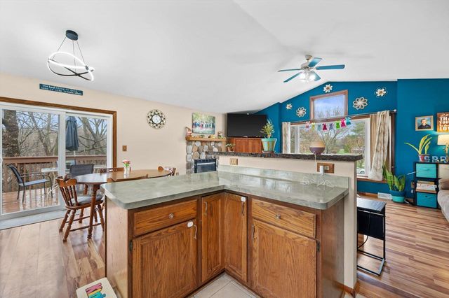 W299S10917 Valley Ridge DRIVE, Mukwonago, WI 53149