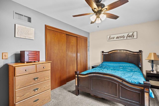 W299S10917 Valley Ridge DRIVE, Mukwonago, WI 53149