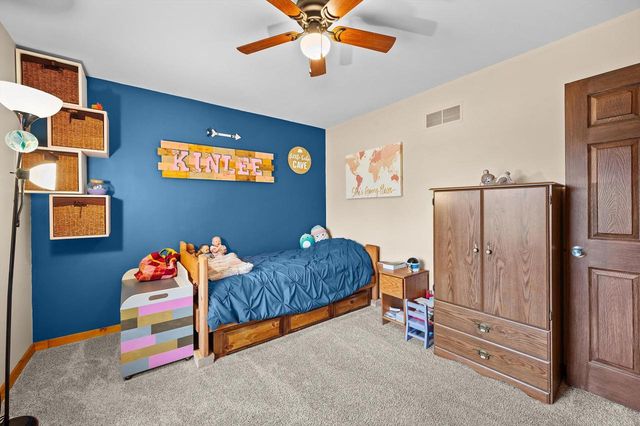 W299S10917 Valley Ridge DRIVE, Mukwonago, WI 53149