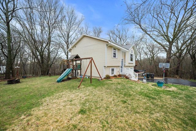 W299S10917 Valley Ridge DRIVE, Mukwonago, WI 53149