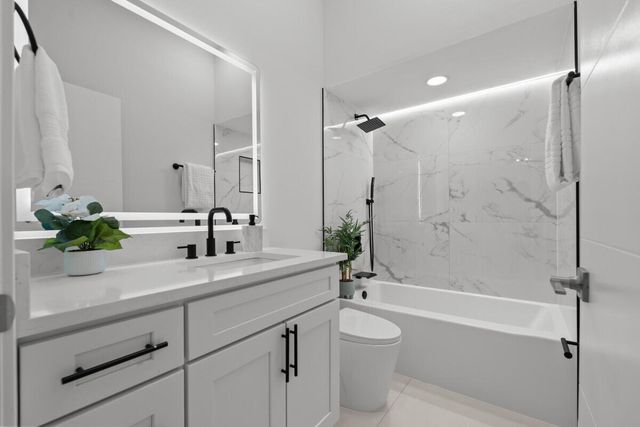 17261 Balboa Point Way, Boca Raton, FL 33487