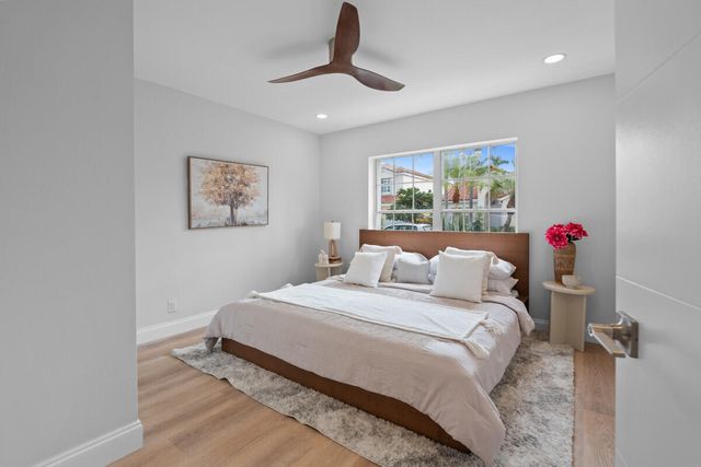 17261 Balboa Point Way, Boca Raton, FL 33487